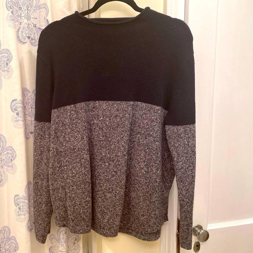 Old Navy Mock Neck Sweater- Size Large
